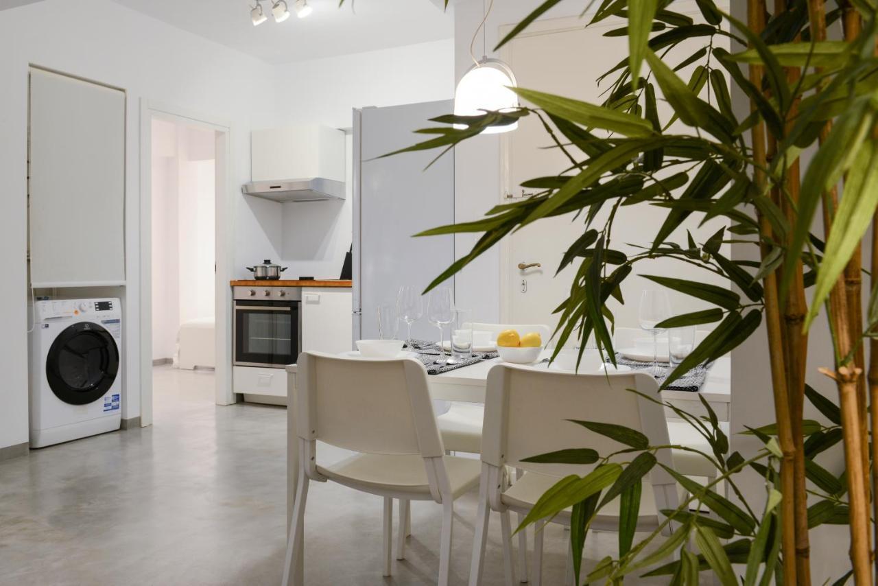 Athens One Apartment By Olala Homes Eksteriør bilde