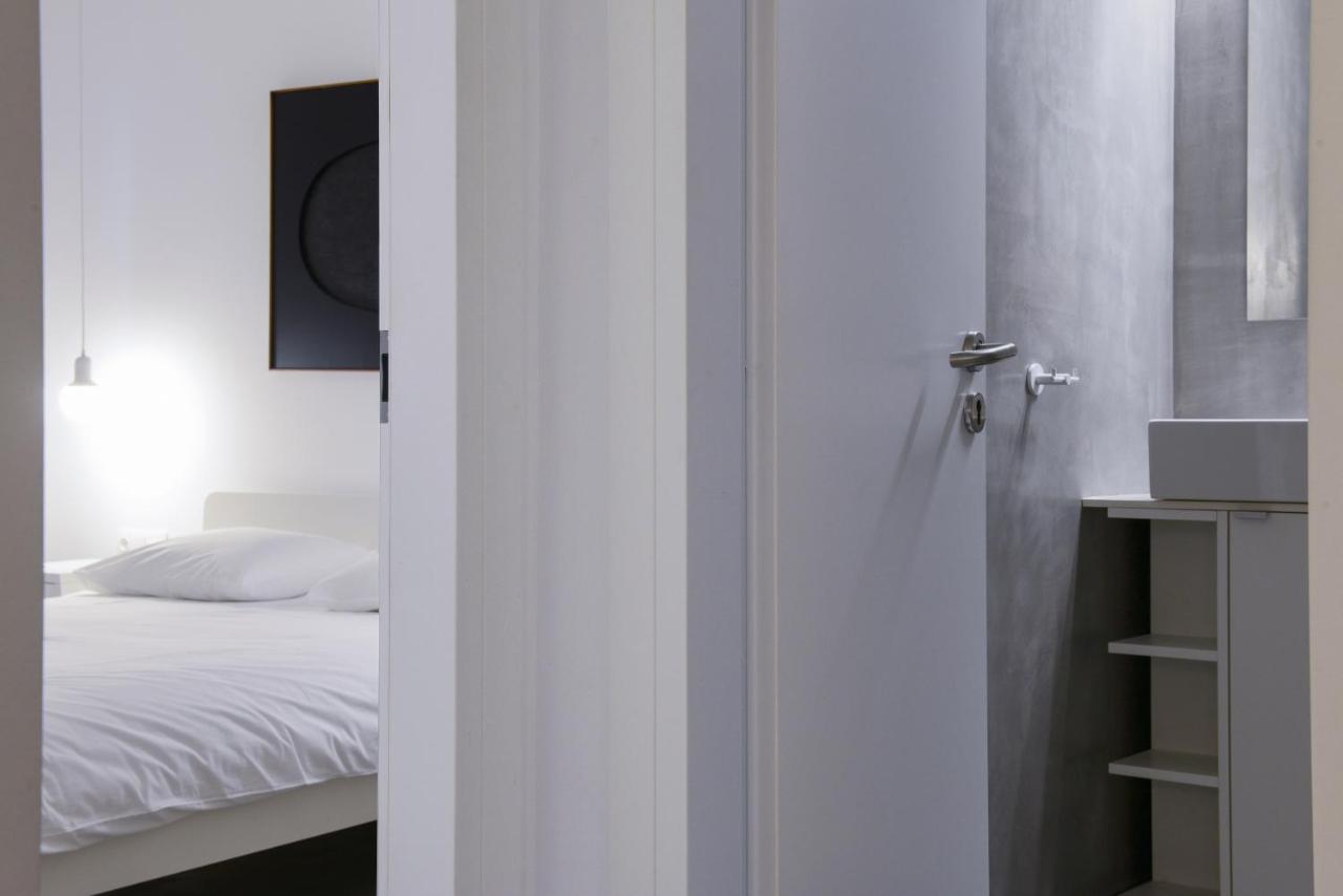 Athens One Apartment By Olala Homes Eksteriør bilde